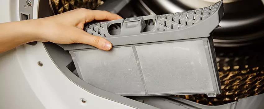 Signs Of A Clogged Dryer Lint Trap in Jacksonville, Arkansas